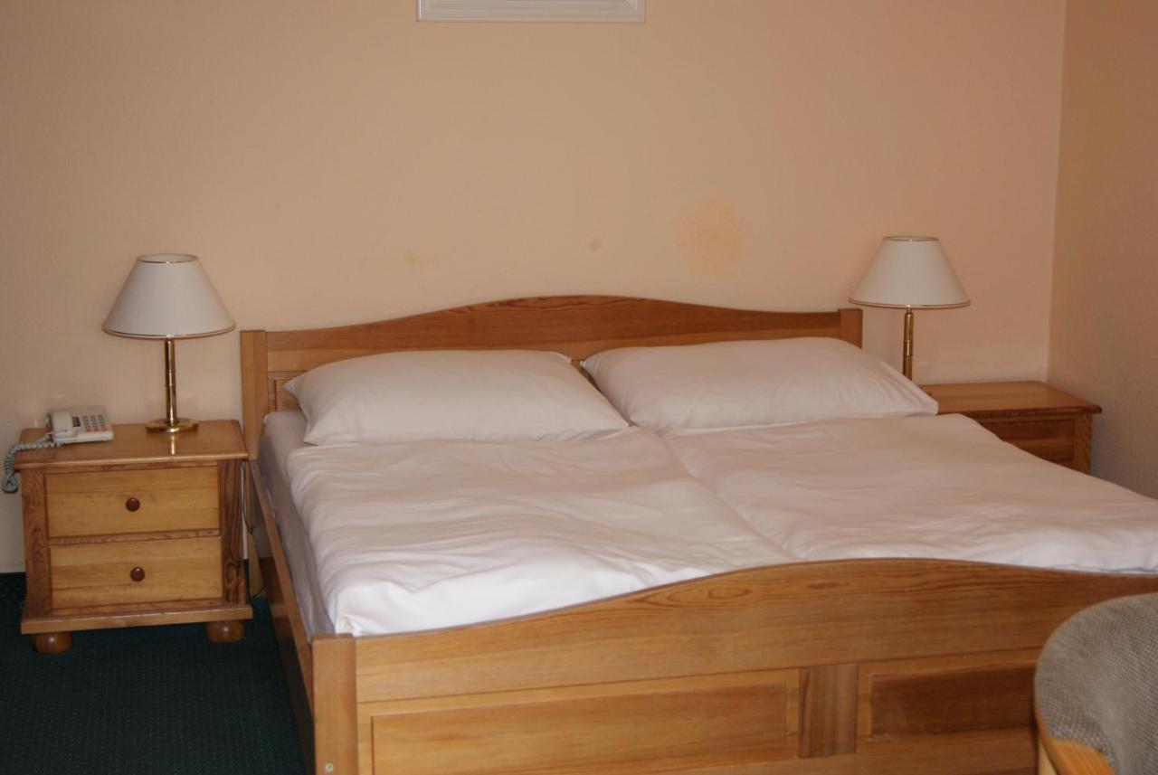 Hotel Alga Ustka Exterior photo