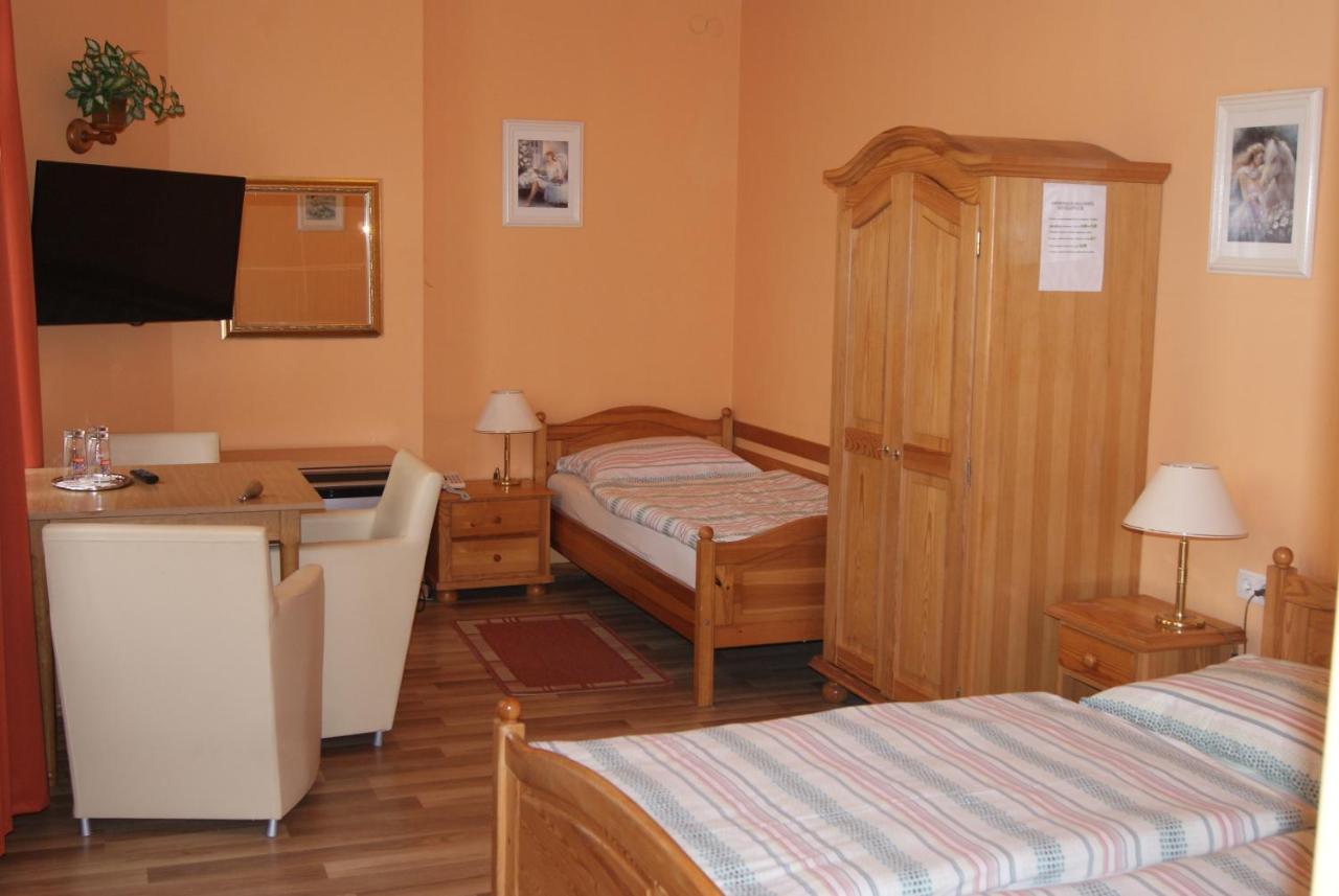 Hotel Alga Ustka Exterior photo