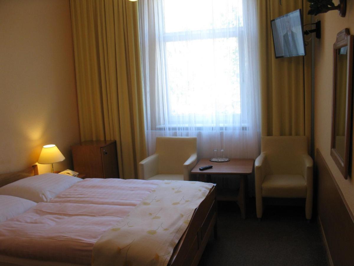Hotel Alga Ustka Exterior photo